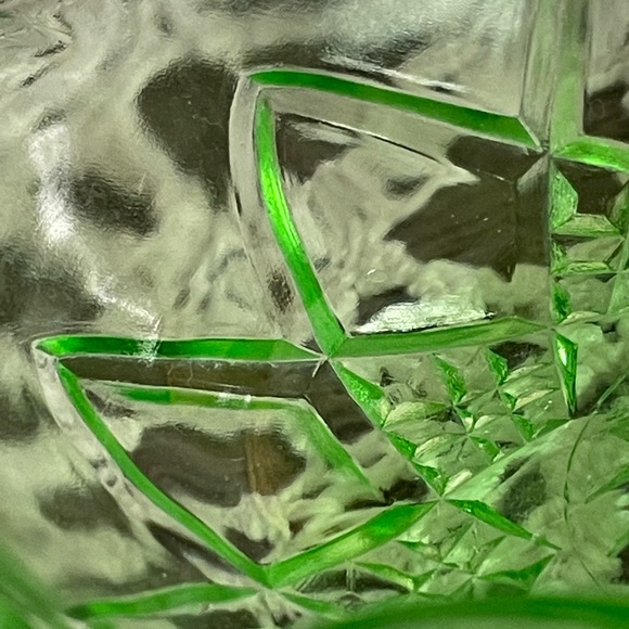 Little Uranium Glass Faceted Bowl - Picture 8 of 8